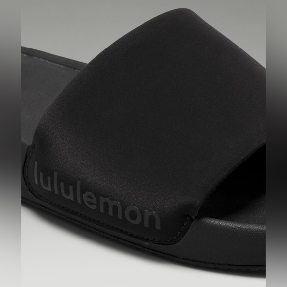 Lululemon NWT Restfeel Women’s Slides - Picture 10 of 13